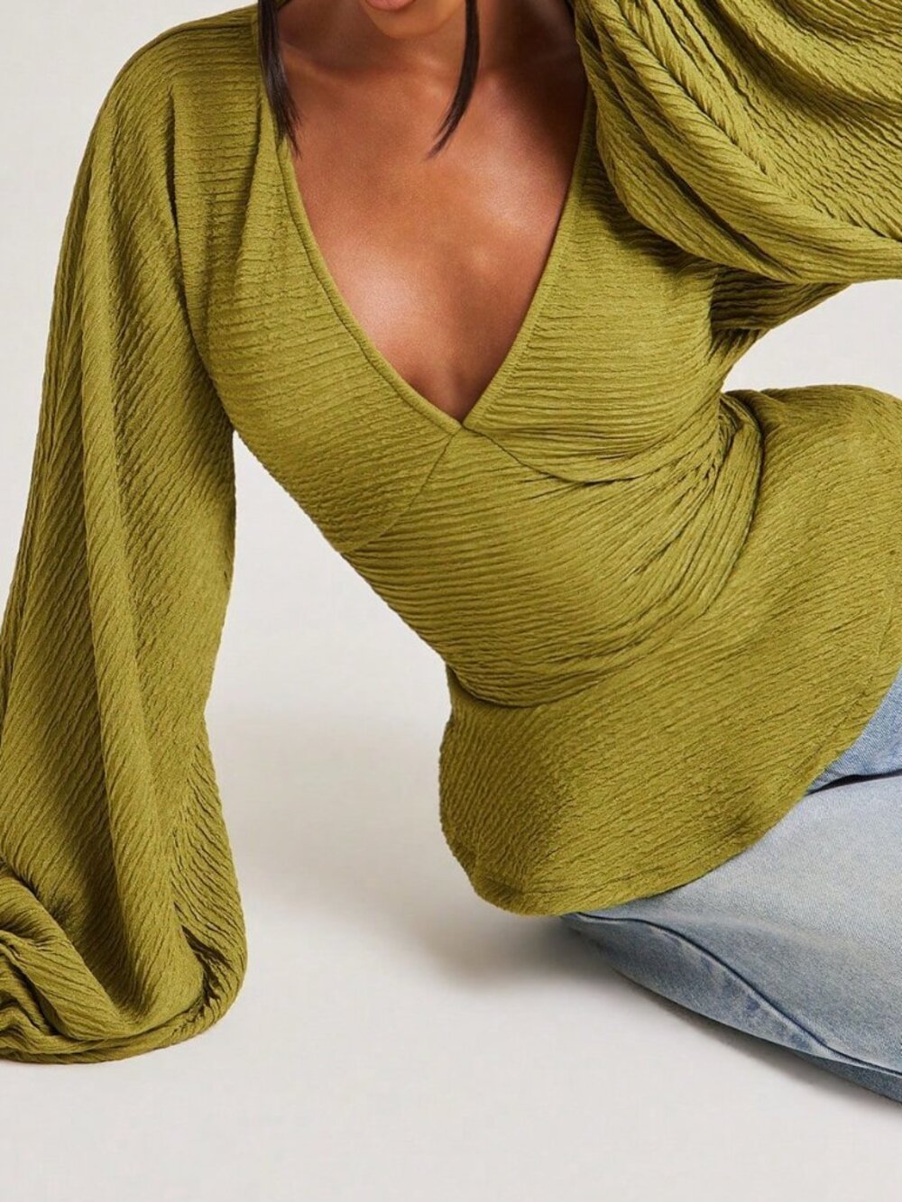 Green Casual Women's V Neck Long Sleeve Balloon Bishop Slim Fit Top